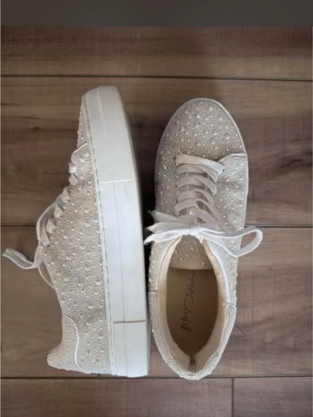 Sparkle Lace-Up Women’s Sneakers in Ivory